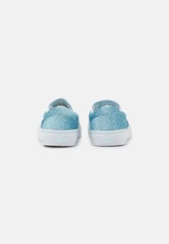 Vans Classic- Slip-Ons - Delicate Blue/True White -Vans Shop UK 4ceff1204ad94c13ae32a58b5938ea20
