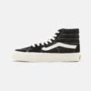 Vans Sk8-Hi Vr3 Unisex - High-Top Trainers - Black/Marshmallow 1 Vans Sk8-Hi Vr3 Unisex - High-Top Trainers - Black/Marshmallow -Vans Shop UK 4dbeb63530604986b68b4a16a8cf3b67