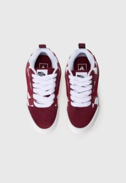 Vans KNU SKOOL UNISEX - Skate Shoes - Bordeaux -Vans Shop UK 4e8e38eb5cff48118a4da05ccae14cb3