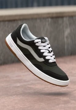 Vans CRUZE 3.0 UNISEX - Trainers - Black/drizzle/true White