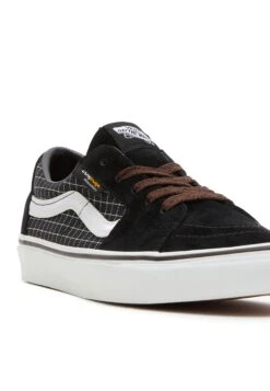 Vans SK8 LOW UNISEX - Trainers - Black -Vans Shop UK 54f4f58cc76643949fbd5c83c8152d0f