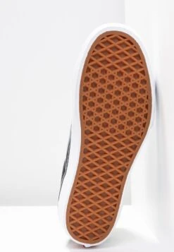 Vans Ua Sk8-Hi Platform 2.0 - High-Top Trainers - Black/True White -Vans Shop UK 566981f6dd934c8f9743ac94e89da093