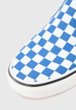 Vans CLASSIC SLIP ON UNISEX - Slip-ons - True Blue -Vans Shop UK 56dd04f8092b45b180c876eed07aceaa