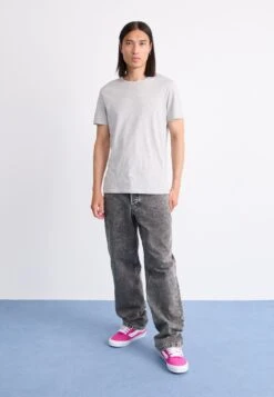 Vans KNU SKOOL UNISEX - Skate Shoes - Neon Pink -Vans Shop UK 5797d138849148e4bd3049e243127cc7