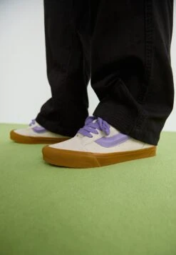 Vans KNU SKOOL UNISEX - Skate Shoes - Neon Orange 34 Vans KNU SKOOL UNISEX - Skate Shoes - Neon Orange -Vans Shop UK 588c582fd9774bedafe9cbb87315b8ea 2