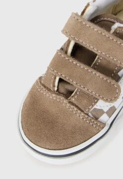 Vans OLD SKOOL UNISEX - Trainers - Khaki/white -Vans Shop UK 5a129e11cc7441f0b021076e6a851baf