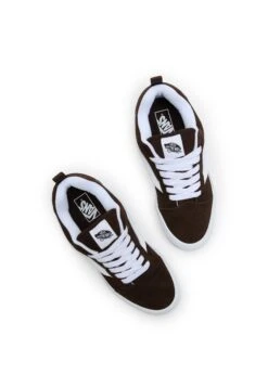 Vans KNU SKOOL UNISEX - Skate Shoes - Brown White -Vans Shop UK 5ba31085222a4c1d9c56ec560319fe6d