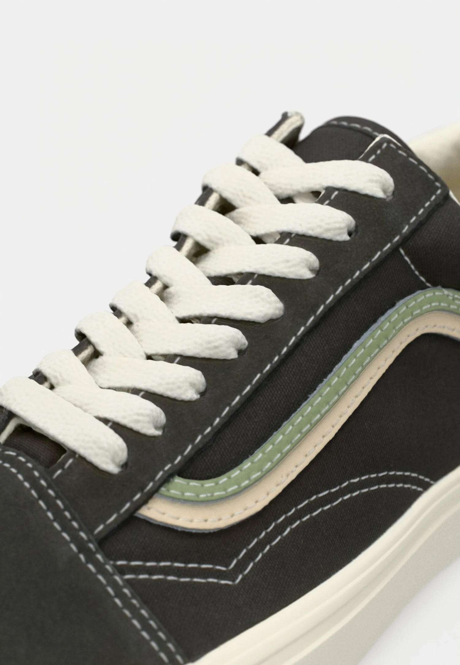 Vans OLD SKOOL UNISEX - Skate Shoes - Faded Black/neutral Olive 5 Vans OLD SKOOL UNISEX - Skate Shoes - Faded Black/neutral Olive - Image 3