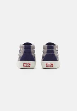 Vans Jn Sk8 Mid Unisex - Trainers - Navy 10 Vans Jn Sk8 Mid Unisex - Trainers - Navy -Vans Shop UK 5d07f935ca1e4f2798c2b717d4adaa45