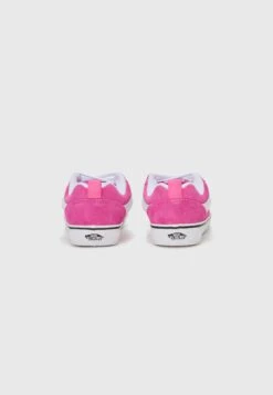 Vans KNU SKOOL UNISEX - Skate Shoes - Neon Pink -Vans Shop UK 5e43cd6858104bc8bce607b07640f7a1