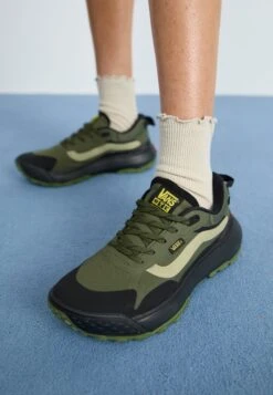 Vans MTE CROSSPATH UNISEX - Trainers - Brown/pink 38 Vans MTE CROSSPATH UNISEX - Trainers - Brown/pink -Vans Shop UK 608b12d112474f8a9310fc3d11edab4e 4