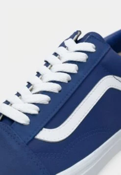 Vans OLD SKOOL UNISEX - Trainers - True Blue -Vans Shop UK 622e9ea9e99342359a19363928ecea54