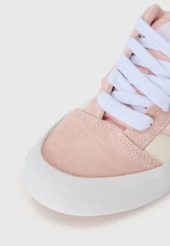 Vans KNU SKOOL UNISEX - Skate Shoes - Rose -Vans Shop UK 6250d02aa7534dd5af2d8c5bbcba628f