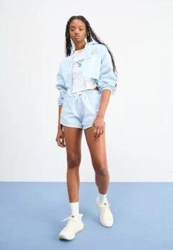 Vans MTE CROSSPATH UNISEX - Trainers - Marshmallow -Vans Shop UK 62851f051f6b4f6f80a2d62f2d7a6a39