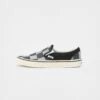 Vans CLASSIC UNISEX - Slip-ons - Grey -Vans Shop UK 63400cfbc0734c75ae7bf49919115dda