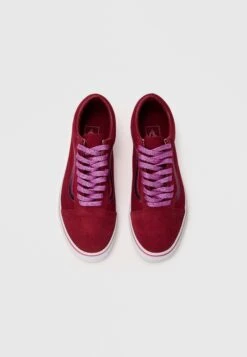 Vans OLD SKOOL - Skate Shoes - Bordeaux -Vans Shop UK 644b08b5096a48a0954eeaeb9e9def39