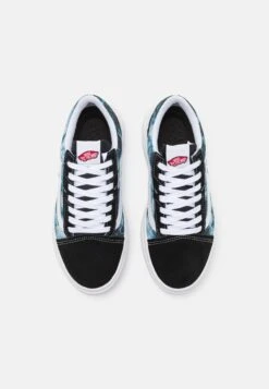 Vans Ua Old Skool Overt Cc - Trainers - Black/Multi-Coloured -Vans Shop UK 68f7c028ef2c4e98803e95f4a74408a3