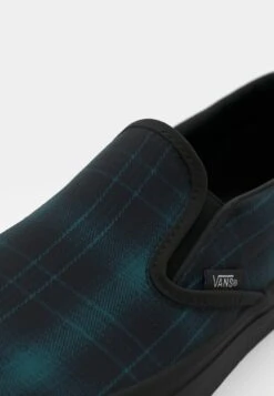 Vans CLASSIC SLIP-ON UNISEX - Slip-ons - Thrift Store Blue/black -Vans Shop UK 6995a98c0f62426c9bd6814db81ef142