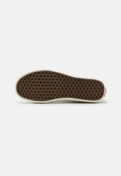 Vans Sk8 Decon Unisex - Trainers 12 Vans Sk8 Decon Unisex - Trainers -Vans Shop UK 6ee60c4b59894b3bb586abf259cb0327