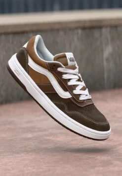 Vans CRUZE 3.0 UNISEX - Trainers - Gradient Demitasse