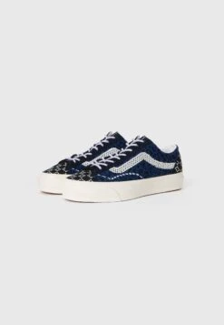 Vans OLD SKOOL 36 UNISEX - Trainers - Navy -Vans Shop UK 74b2cdb599e14f89844505a0d8e5d6a7
