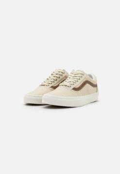 Vans Old Skool Unisex - Trainers - Desert Brown/Beige 13 Vans Old Skool Unisex - Trainers - Desert Brown/Beige -Vans Shop UK 759cf46a1549421b911204cca4ceca7f