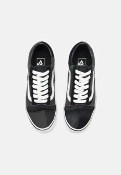 Vans OLD SKOOL PATCHWORK UNISEX - Trainers - Dark Gray/black -Vans Shop UK 796381ac5b3a408e90e3946f55ad51ea