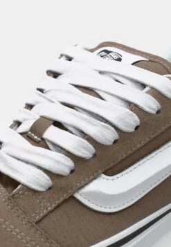 Vans KNU SKOOL UNISEX - Trainers - Walnut -Vans Shop UK 7b79fbef9ba841c8b66708c62cf06f36