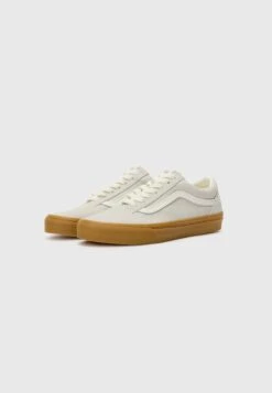 Vans OLD SKOOL UNISEX - Trainers - Gray/gum -Vans Shop UK 7da3b0cf80254f72aa0b49edad5840f7
