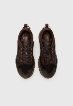 Vans CROSSPATH UNISEX - Trainers - Dark Brown -Vans Shop UK 7e5ca222593c4222bbd0b6593d9b6806