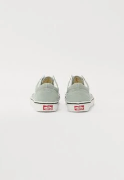Vans OLD SKOOL UNISEX - Trainers - Pure Grey -Vans Shop UK 7f269913c0674a7a980575165a366d9b