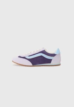 Vans SUPER LOWPRO - Trainers - Marshmallow -Vans Shop UK 7fce0055981444ff9d922ee795353c43 4
