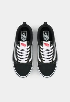 Vans MTE OLD SKOOL INSULATED UNISEX - Trainers - Black/white -Vans Shop UK 7fe018a8af6d4a3ba2025838246059e7