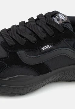 Vans MTE ULTRARANGE NEO VR3 - Trainers - Black -Vans Shop UK 804169a51fcf44efbdd7a14bcaea0002