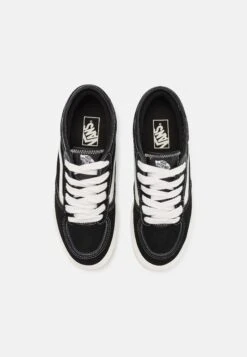 Vans ROWLEY CLASSIC UNISEX - Trainers - Black/marshmallow 23 Vans ROWLEY CLASSIC UNISEX - Trainers - Black/marshmallow -Vans Shop UK 848d2d1987f54793a4dbad47bc998d2f