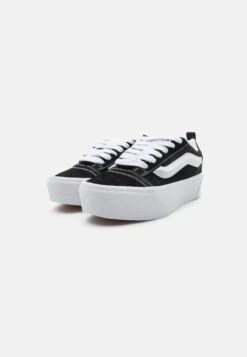 Vans KNU STACK - Skate Shoes - Black/true White -Vans Shop UK 85f470dde4ac401ca263b6825d811505