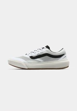 Vans MTE ULTRARANGE 2.0 UNISEX - Trainers - Bungee Cord -Vans Shop UK 86fe444a75144aa2ad10bd8c6ac0e6a4 1