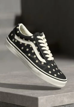 Vans OLD SKOOL FLORAL EMBRODERY UNISEX - Trainers - Black