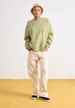 Vans SPORT LOW - Trainers - Black/white -Vans Shop UK 89485b27feb24398b4e12639a5e08c1f