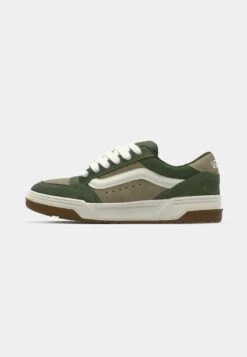 Vans HYLANE UNISEX - Skate Shoes - Green Olive -Vans Shop UK 898feeb164694700bbfbfbebd87fedd0