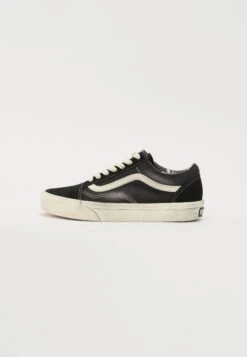 Vans OLD SKOOL UNISEX - Skate Shoes - After Dark -Vans Shop UK 89d2230e03f14b1ea31ec12645496ce9 7