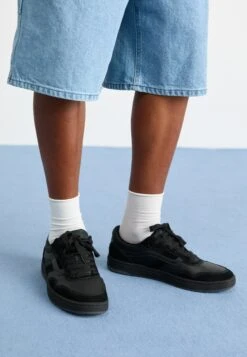 Vans CRUZE 3.0 UNISEX - Trainers - Gradient Light Gray 38 Vans CRUZE 3.0 UNISEX - Trainers - Gradient Light Gray -Vans Shop UK 8b38758e1beb48c89b4f3a8241213ca4 8