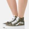 Vans Stackform - High-Top Trainers - Camo Loden Green -Vans Shop UK 8b7628b634084e97985615d525e004b0