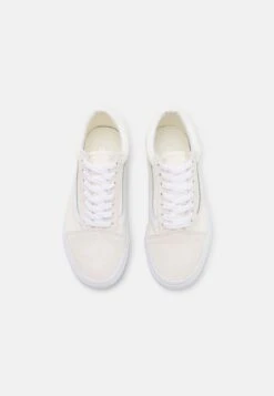 Vans Old Skool Stackform - Trainers - Marshmallow -Vans Shop UK 8d11c4fa4c3244e5bd84719b71b9fce1
