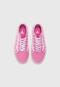 Vans OLD SKOOL UNISEX - Trainers - Raspberry -Vans Shop UK 931570d303fe43c29e2a7a637721a8bd