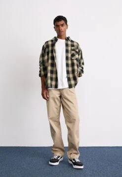 Vans MTE ULTRARANGE 2.0 SE UNISEX - Trainers - Black/white 19 Vans MTE ULTRARANGE 2.0 SE UNISEX - Trainers - Black/white -Vans Shop UK 947efdbe504143b58a101c82abe78a9c