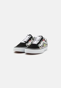 Vans Old Skool Unisex - Trainers - Black/White 10 Vans Old Skool Unisex - Trainers - Black/White -Vans Shop UK 949666fc542e422292f5b87bc5ce19c1
