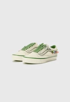 Vans OLD SKOOL COCONA - Trainers - Cream -Vans Shop UK 95d3e2603d8040109d4470aeb2eeb2cf