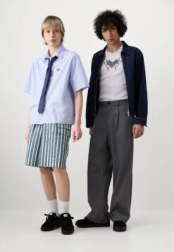 Vans HYLANE UNISEX - Skate Shoes - Black -Vans Shop UK 96bffb21eb7847c595d8aac494038310