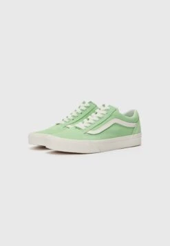 Vans OLD SKOOL UNISEX - Trainers - Pastel Cacti Green -Vans Shop UK 98c4217a9e7c4b688ad3bddeba6ea8b1